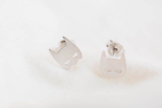 10pcs-S016 Cute Batman Earrings Jewelry Unique Comic Heros Simple Bat Batman Stud Earring Jewelry
