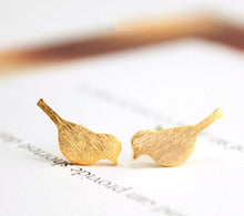 10pcs-S090 Earring Gold Silver and Rose Gold Plated Tiny Cute Bird Stud Earrings Gift