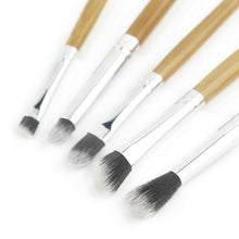 1 Wood Handle Makeup Cosmetic Eyeshadow Foundation Concealer Brush Set