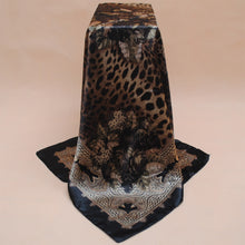 New Fashion Women Square Silk Scarf Contrast Bufandas Leopard Foulard Shawl Pashmina Kerchief Chic Ladies Bandanas