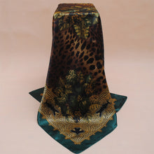 New Fashion Women Square Silk Scarf Contrast Bufandas Leopard Foulard Shawl Pashmina Kerchief Chic Ladies Bandanas