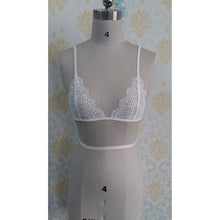 Women Sexy Floral Lace Triangle Bra Bustier Sheer Bralette Unpadded Camis Crop Top Lady Bras Clothes