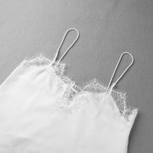 Camisas Femininas Sexy Womens Lace Trim Chiffon Vest Spaghetti Strap White Camisole Deep V-Neck Sleeveless Lined Tank Top