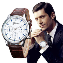 Luxury Relojes hombre Mens Watch Retro Design Leather Band Analog Alloy Quartz Wrist Watch clock men Feida