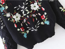 Stylish Colored Floral Embroidery Sweater Women O neck Striped Line Knitwear Jumper Pullover kleding jerseis femme Black