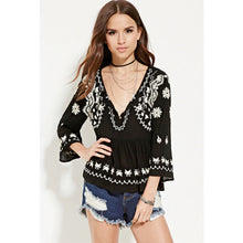 Vintage Flare Sleeve Flower Embroidery Shirt Ethnic Women Buttons O neck Pullover Blouse Femme Loose Tops