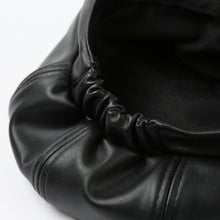 Woman Rivets Black PU Leather Peaked Cap Solid Newsboy Cap Cabbie Boina Fall Cap Sports Snapback Hat With Visor For Women